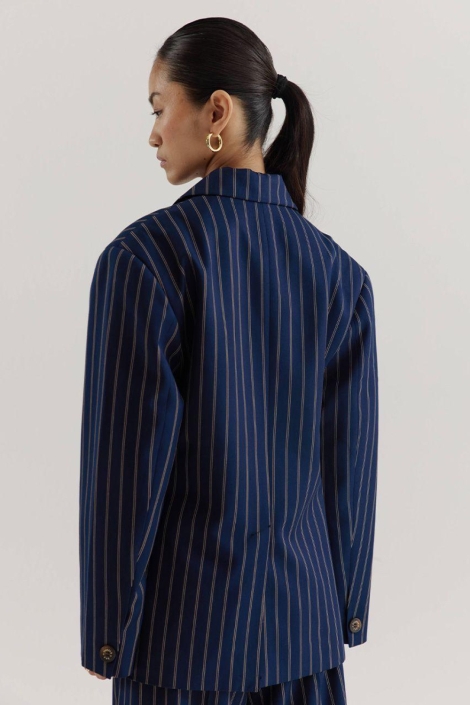 Harper & Yve blauwe dames blazer | Model achteraanzicht