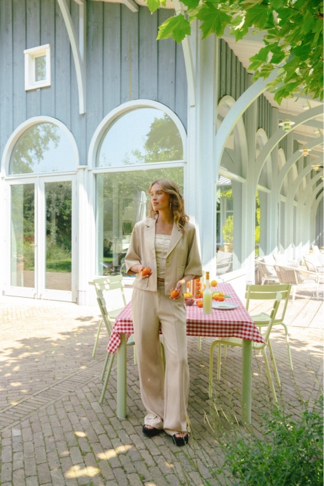 Fluresk zand dames blazer | Sfeerbeeld, In situatie