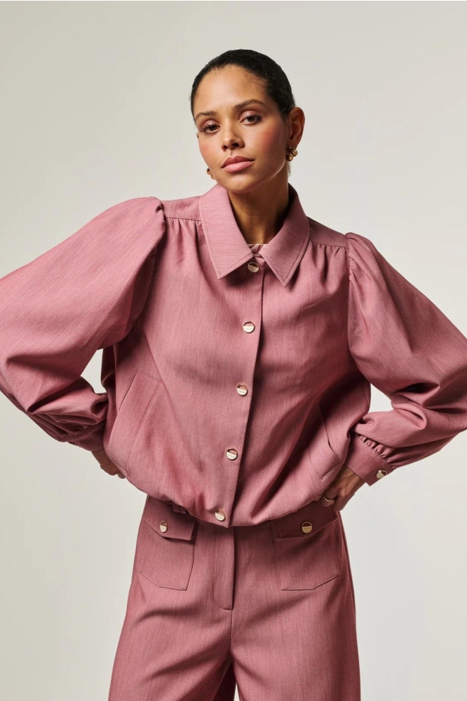 Aaiko roze dames blazer | Model vooraanzicht