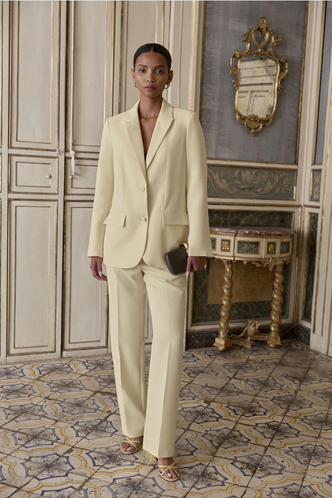 Vila gele dames blazer | Sfeerbeeld, In situatie