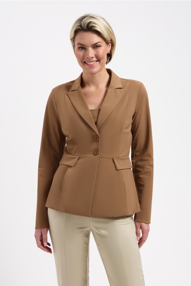 Lady Day camel dames blazer | Model vooraanzicht