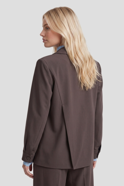 Fluresk bruine dames blazer | Model achteraanzicht