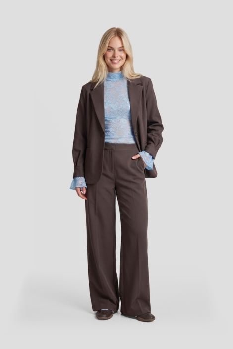 Fluresk bruine dames blazer | Model