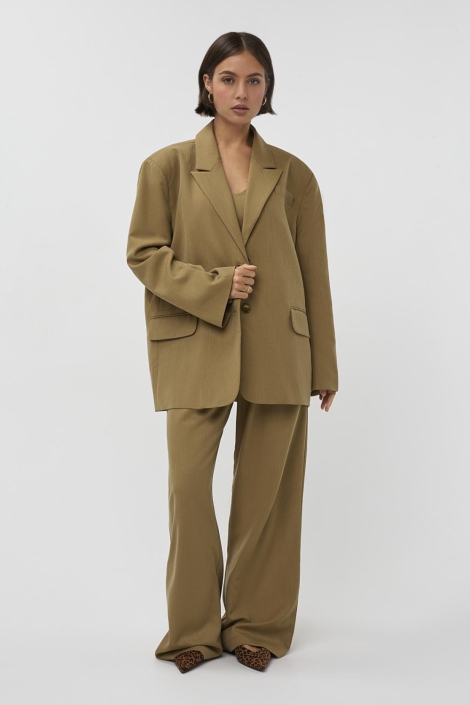Studio Amaya groene dames blazer | Model