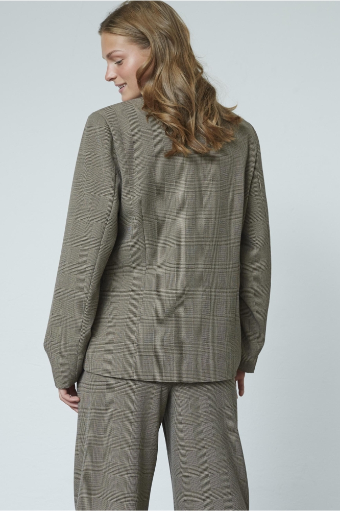 SisterS point camel dames blazer | Model achteraanzicht
