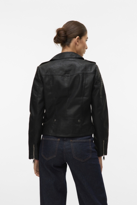 Vero Moda zwarte dames jas | Model achteraanzicht