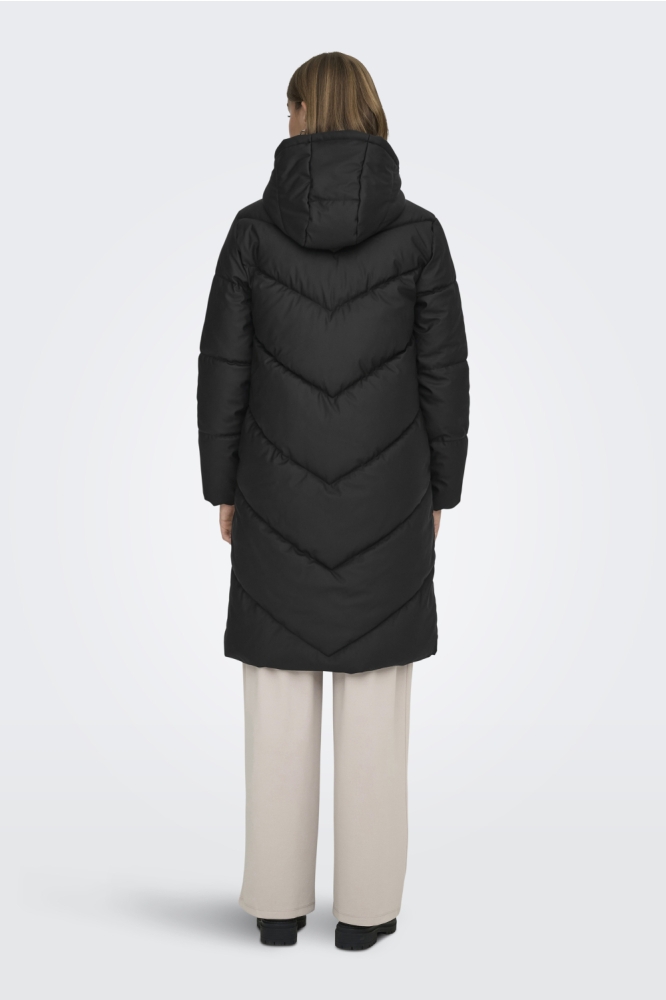 Jacqueline de Yong zwarte dames jas | Model achteraanzicht