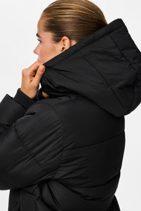 Pieces zwarte dames jas | Close up