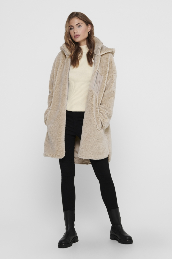 Only beige dames jas | Model vooraanzicht