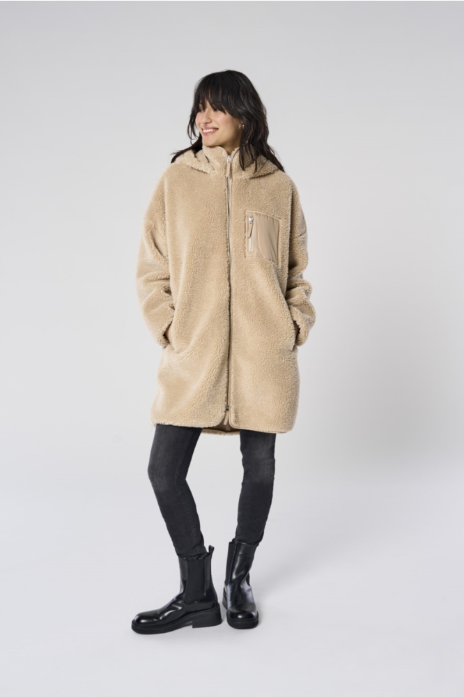 Only beige dames jas | Model vooraanzicht