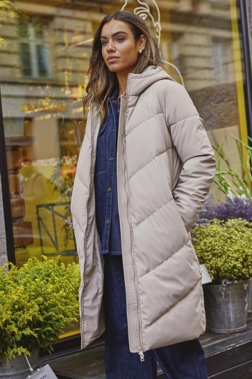 Jacqueline de Yong Jas JDYULRIKKA WATER REP PUFFA OTW NOOS 15217556 SIMPLY TAUPE