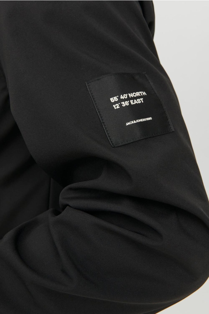 Jack & Jones zwarte heren jas | Close up