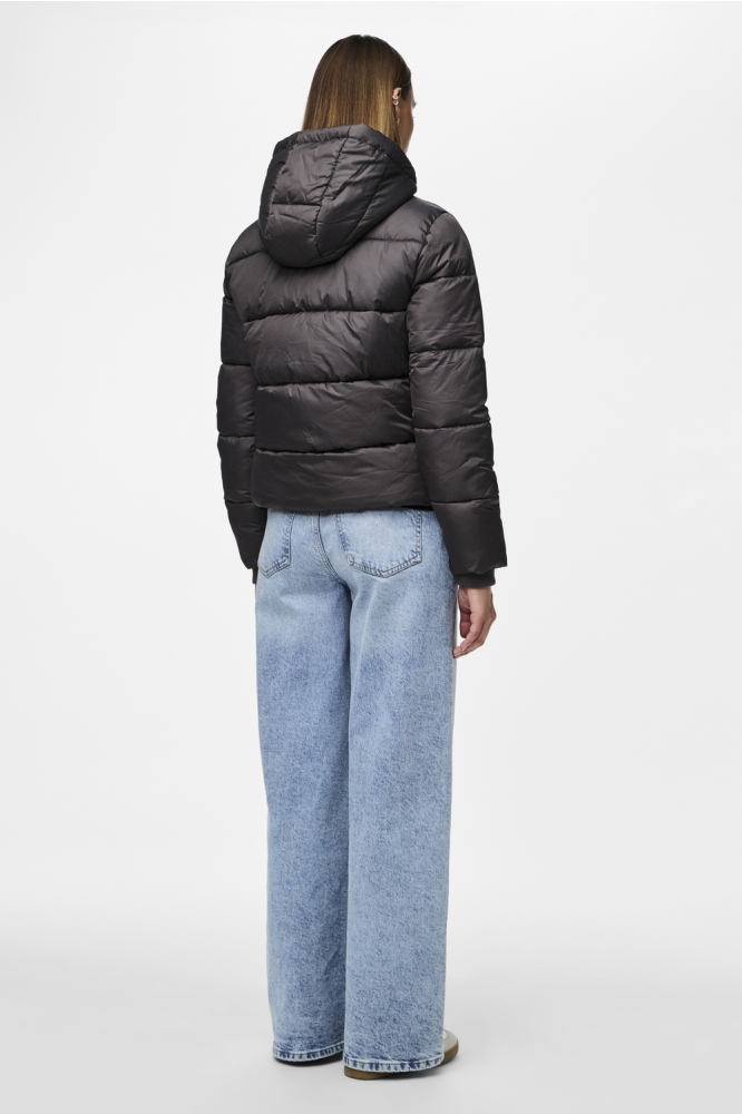 Pieces grijze dames jas | Model achteraanzicht