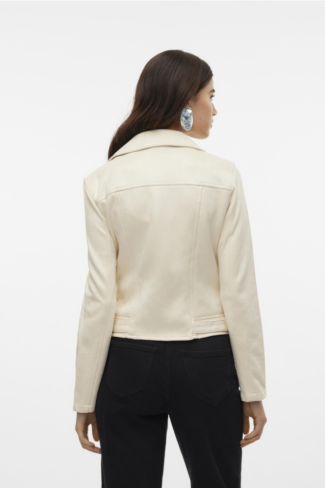 Vero Moda beige dames jas | Model achteraanzicht