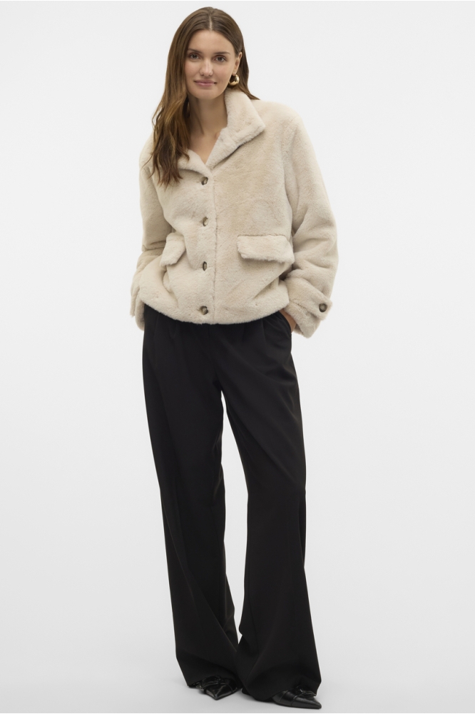 Vero Moda beige dames jas | Model