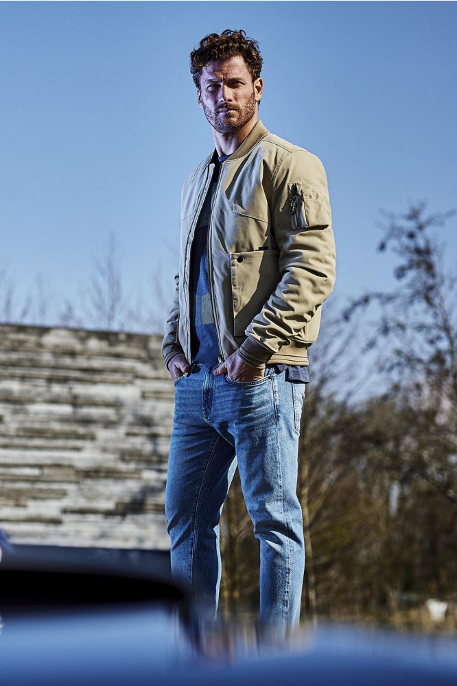 Cast Iron beige heren jas | Sfeerbeeld, In situatie