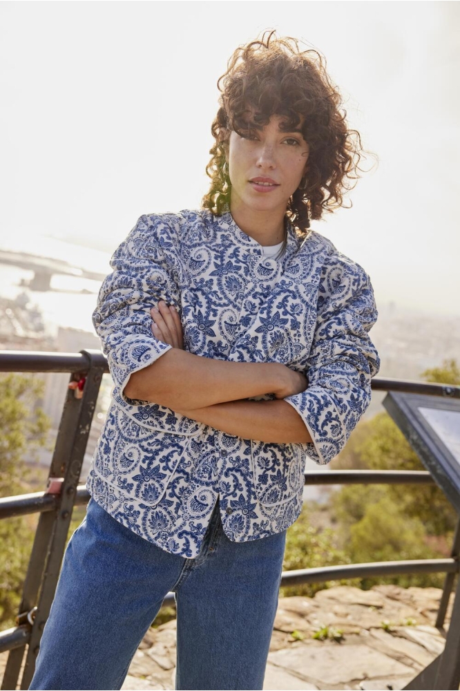 Only witte dames vest | Sfeerbeeld, In situatie