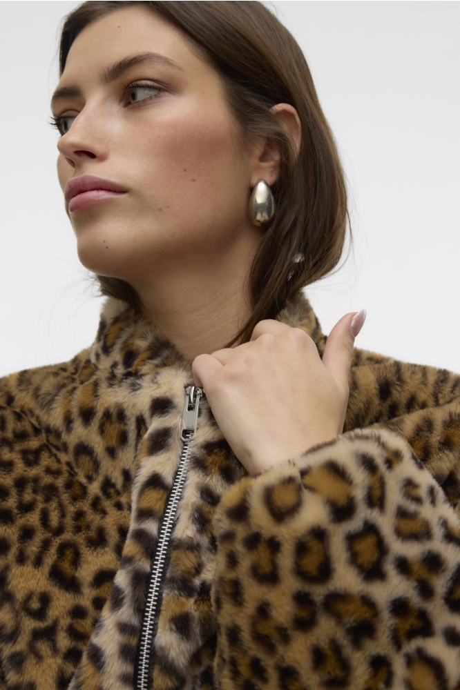 Vero Moda beige dames jas | Close up