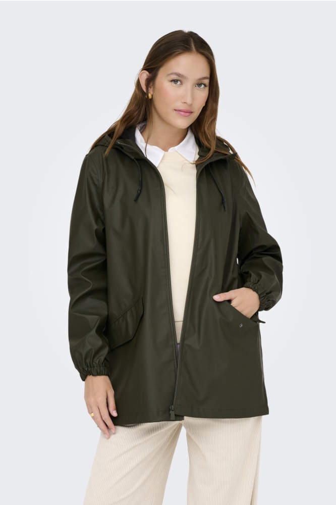 Jacqueline de Yong groene dames jas | Model vooraanzicht