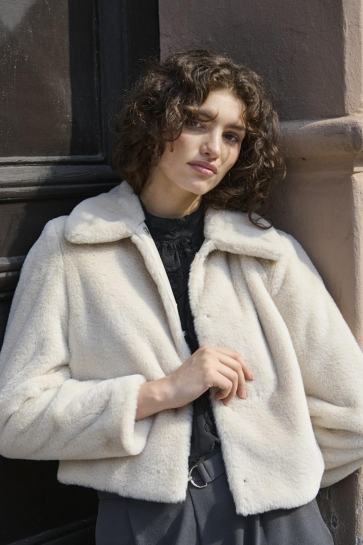 Jacqueline de Yong jdymacy life faux fur jacket otw no Ecru