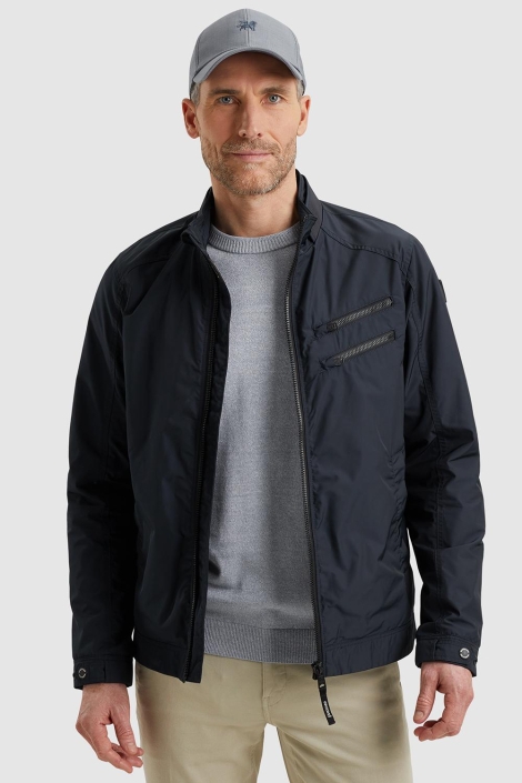 Vanguard blauwe heren jas | Model vooraanzicht