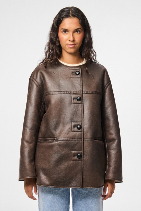 Pieces beige dames jas | Model vooraanzicht