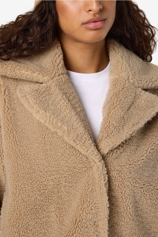 Noisy may beige dames jas | Close up