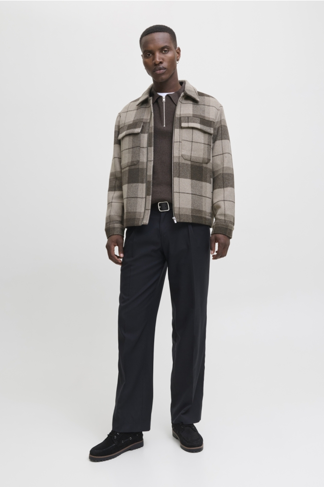 Jack & Jones bruine heren jas | Model