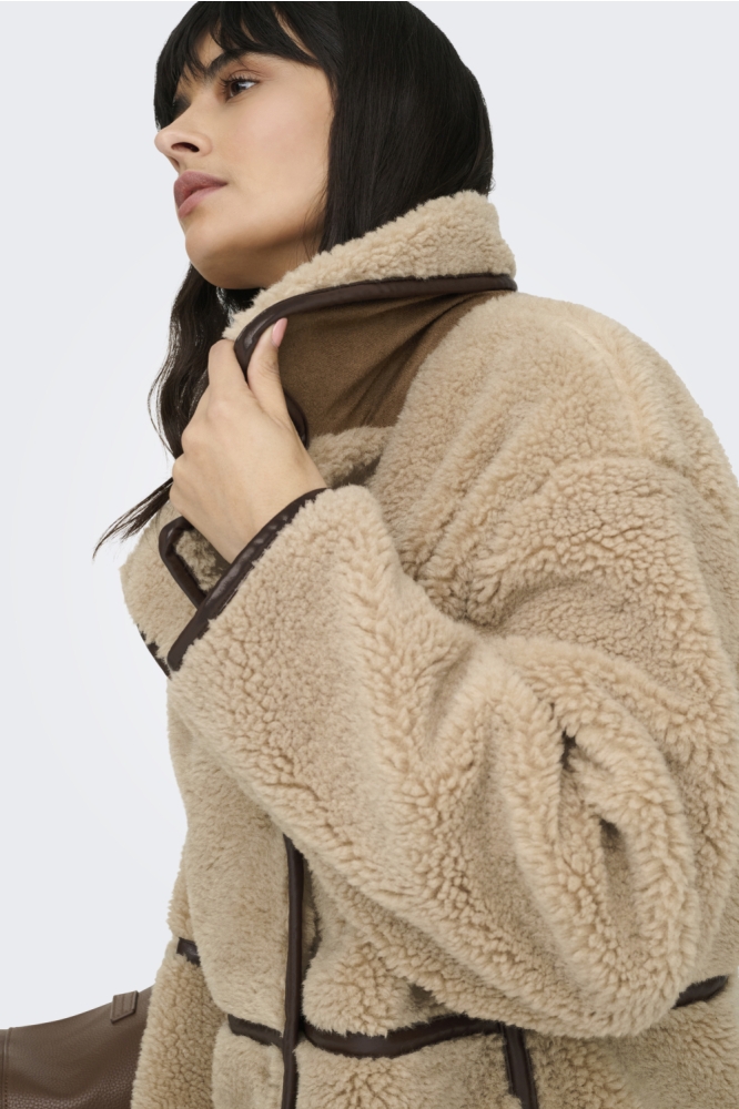 Only camel dames jas | Close up