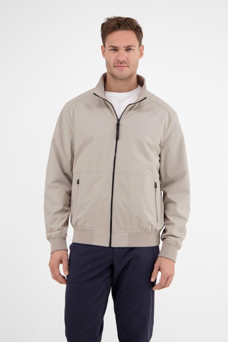 Lerros beige heren jas | Model vooraanzicht