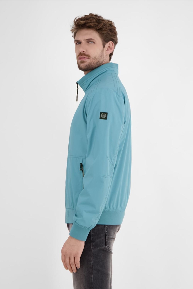 Lerros blauwe heren jas | Model zijaanzicht