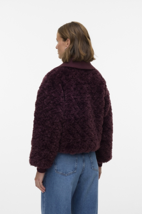 Vero Moda bordeaux dames jas | Model achteraanzicht