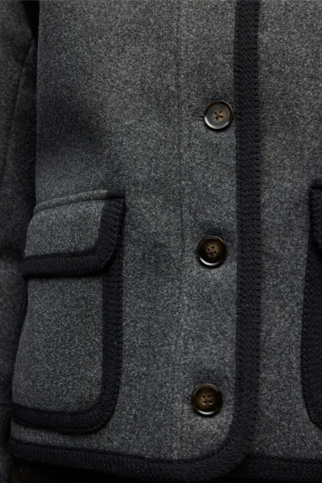 Object grijze dames jas | Close up