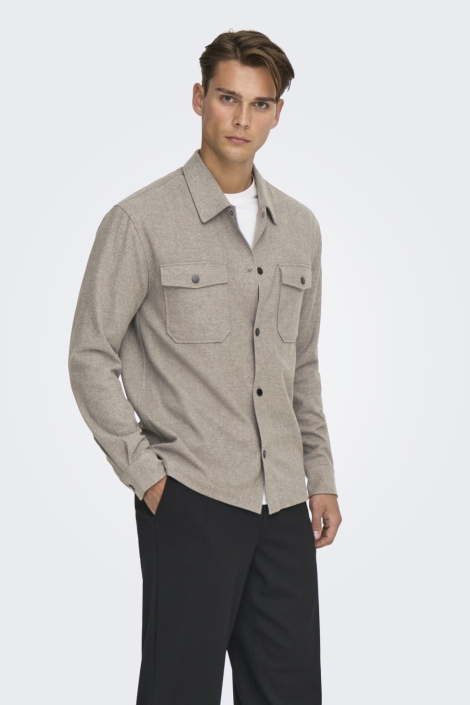 Only & Sons camel heren overhemd | Model vooraanzicht