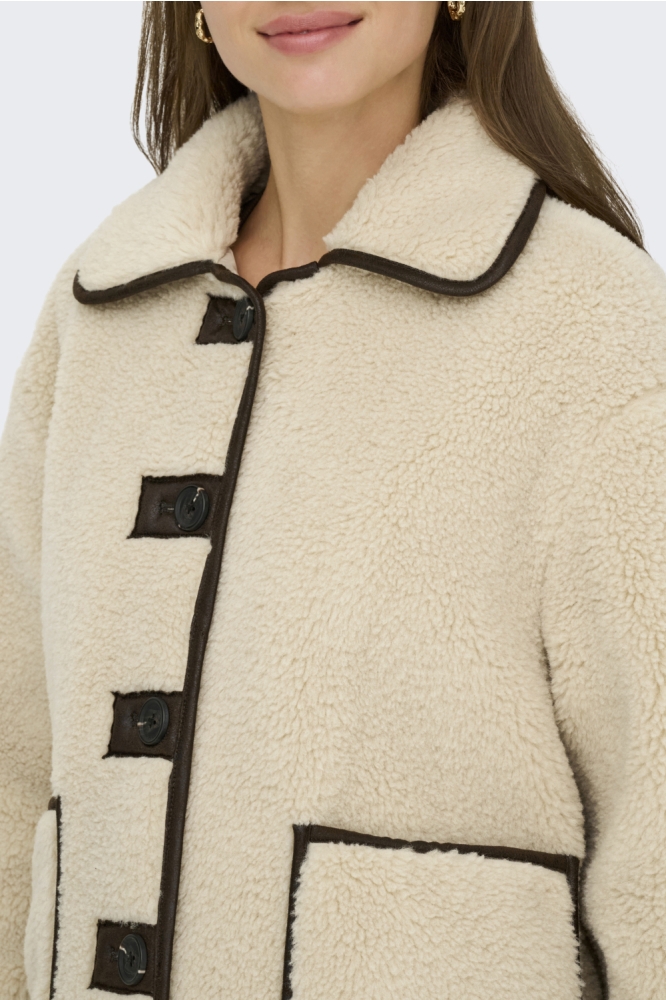 Jacqueline de Yong beige dames jas | Close up