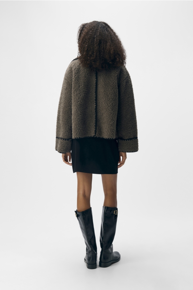 Object bruine dames jas | Model