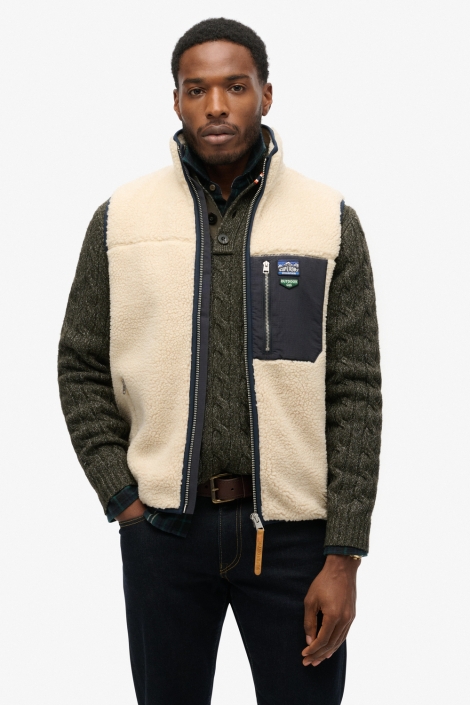 Superdry beige heren jas | Model vooraanzicht