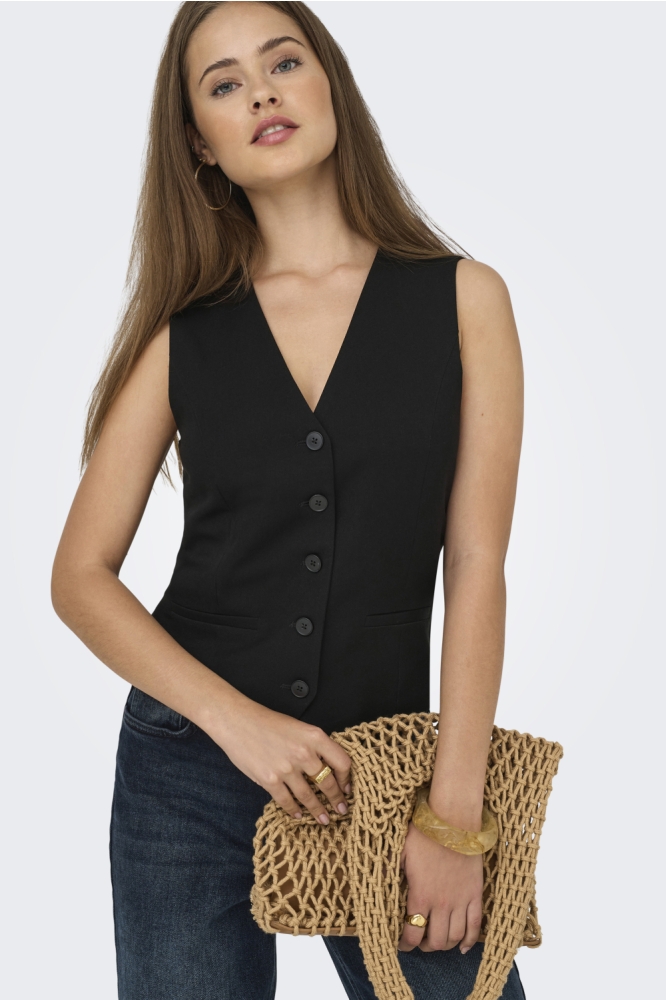 Only zwarte dames gilet | Model vooraanzicht