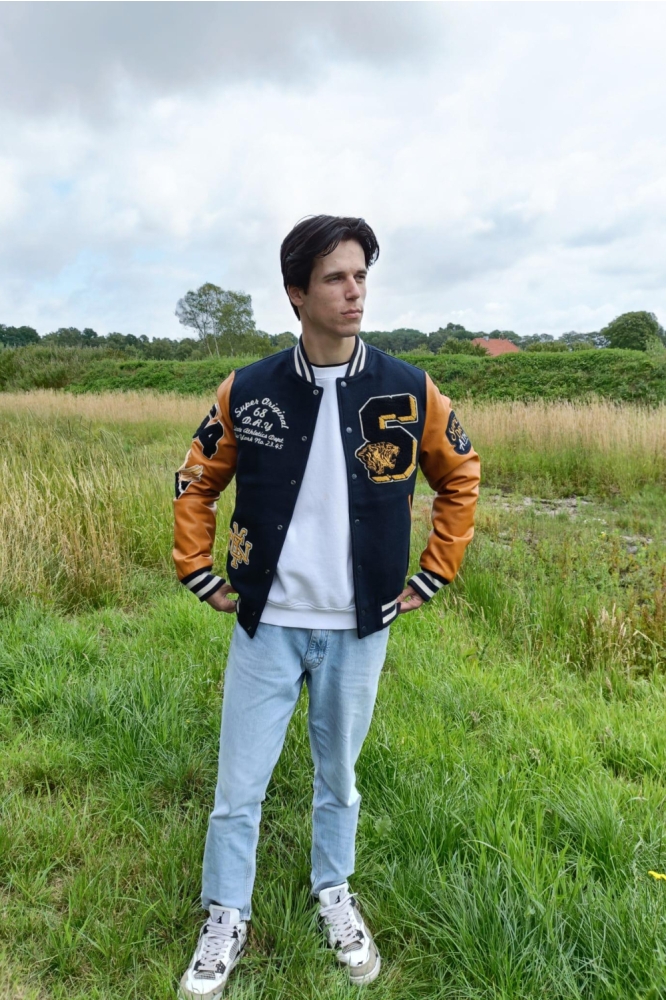 Superdry blauwe heren jas | Sfeerbeeld, In situatie