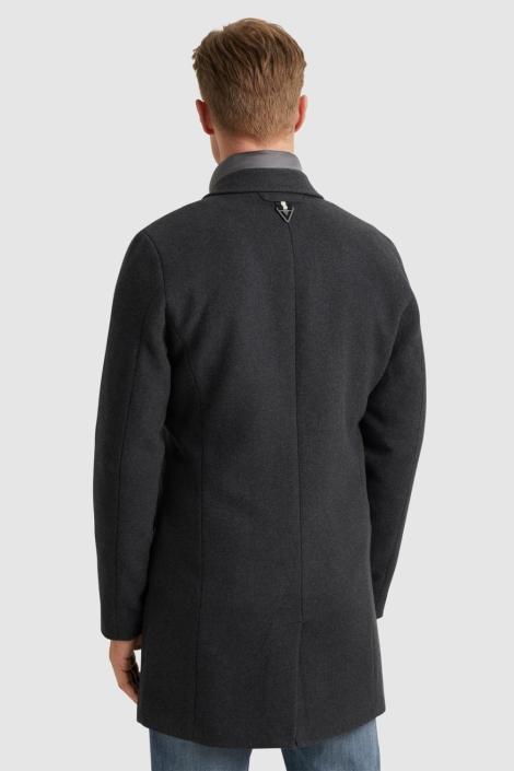 Vanguard grijze heren jas | Model achteraanzicht