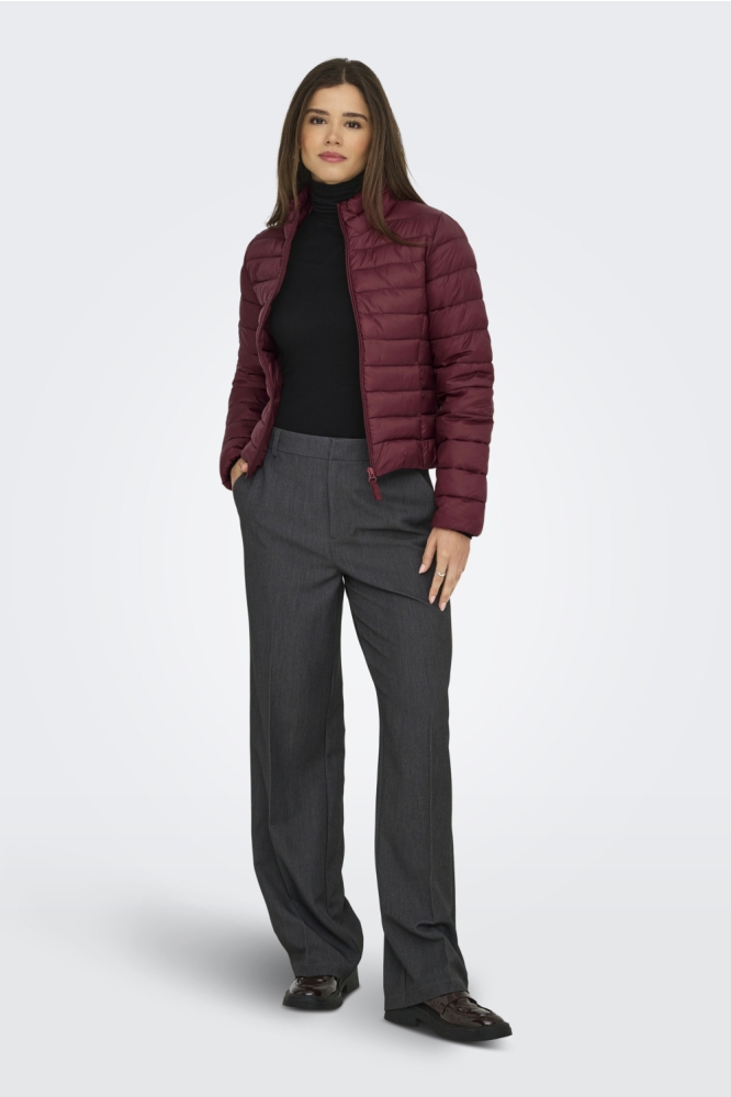 Only bordeaux dames jas | Model