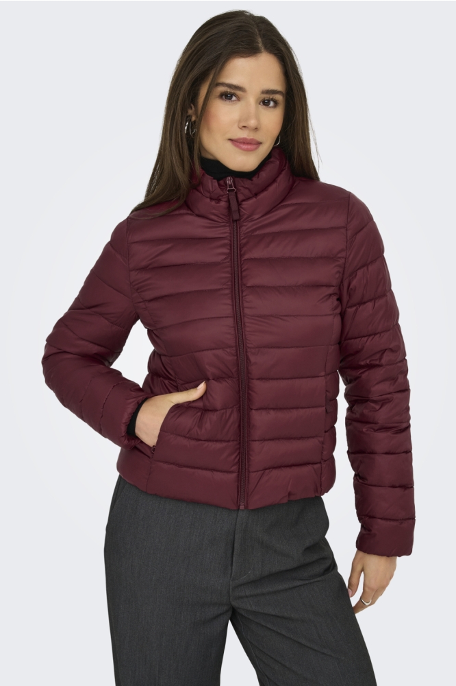 Only bordeaux dames jas | Model vooraanzicht