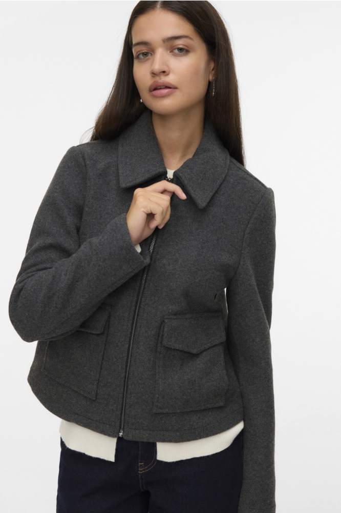 Vero Moda grijze dames jas | Model