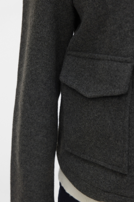 Vero Moda grijze dames jas | Close up