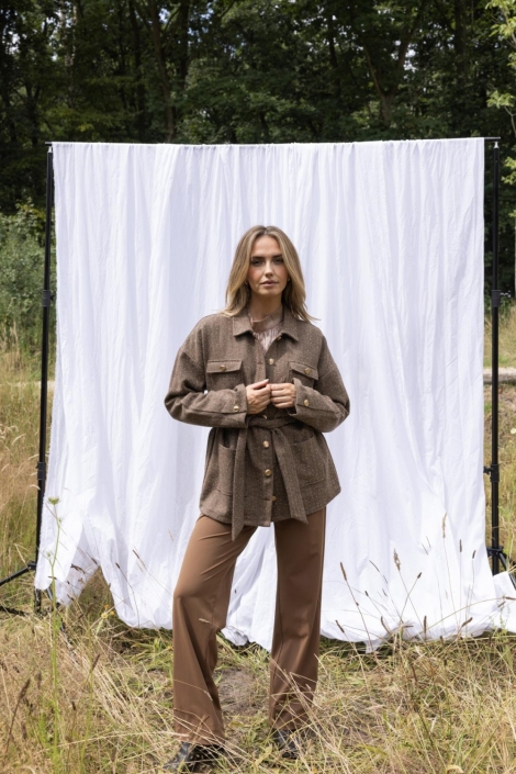 Kimara bruine dames jas | Model