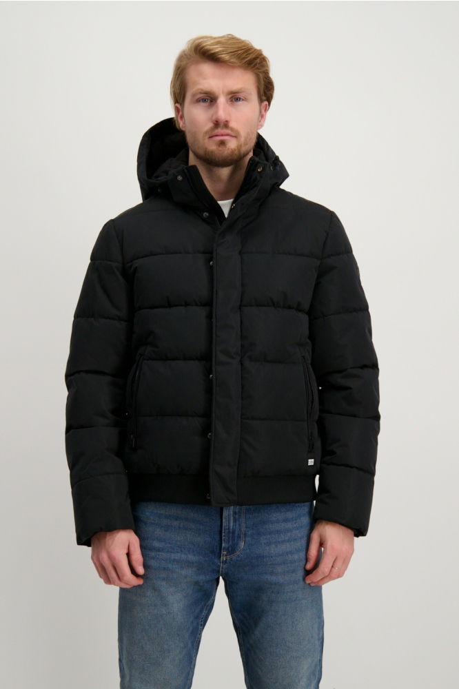 Cars zwarte heren jas | Model vooraanzicht