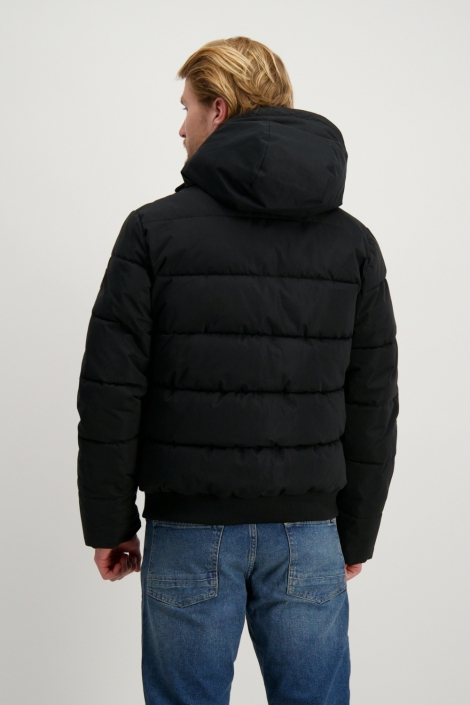 Cars zwarte heren jas | Model achteraanzicht