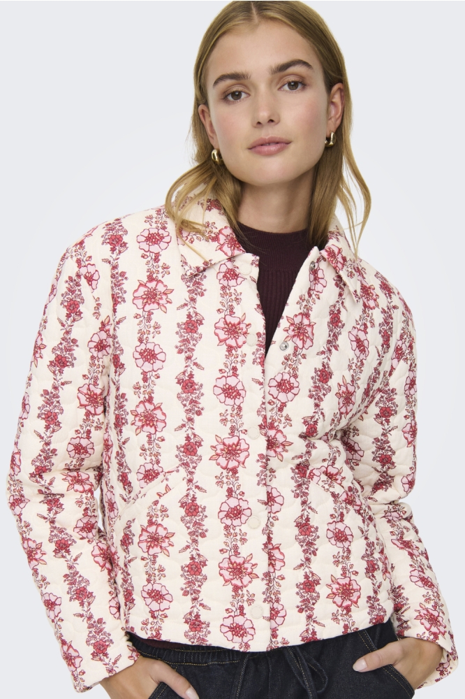 Only beige dames jas | Model vooraanzicht