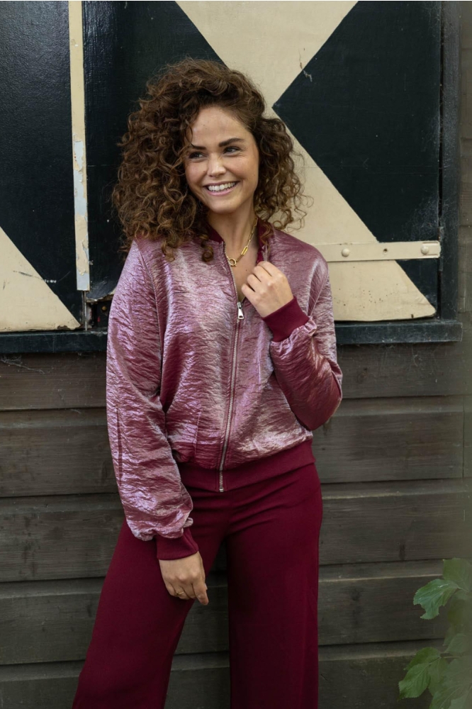 FOS Amsterdam bordeaux dames vest | Model vooraanzicht