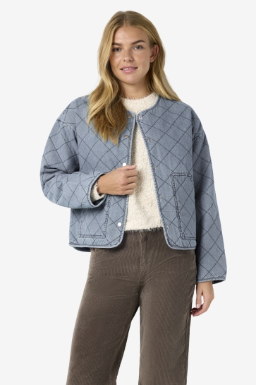 Noisy may NMCLEO QUILTED DENIM JACKET 27036771 LIGHT BLUE DENIM
